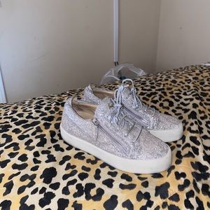 Giuseppe‘s Zanotti